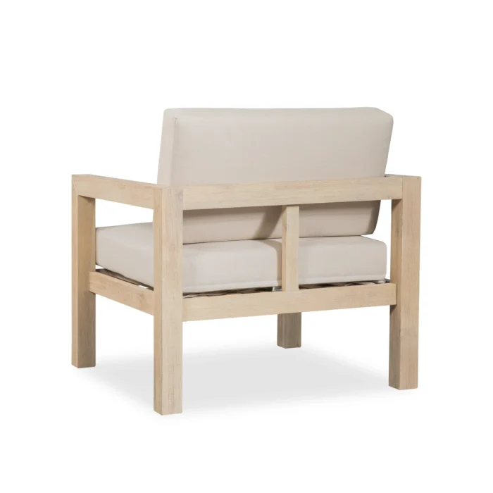 Brushed Finish Solid Eucalyptus Wood Patio Lounge Chair with Cushions