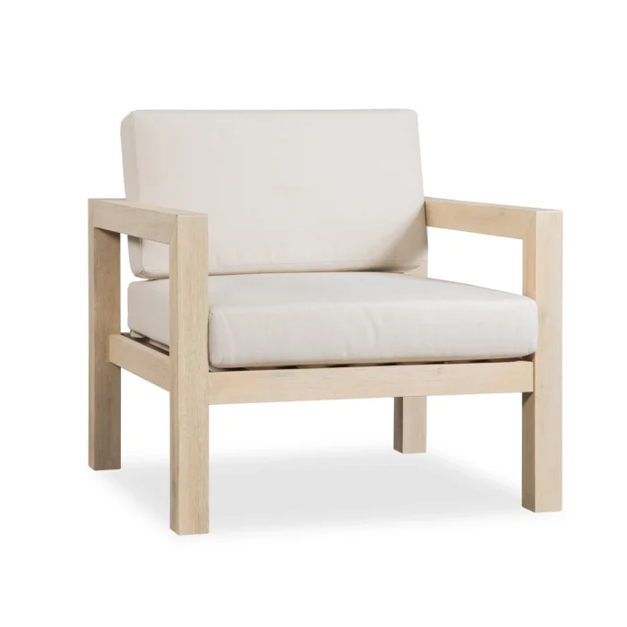 Brushed Finish Solid Eucalyptus Wood Patio Lounge Chair with Cushions