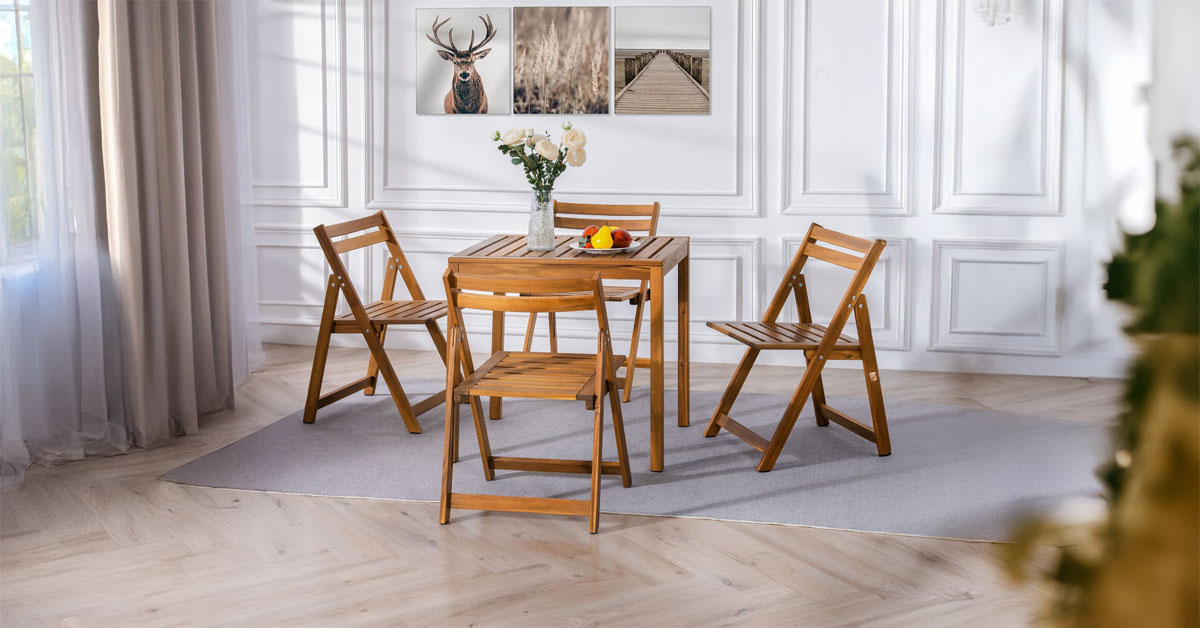 Naro Folding Chair Set of 4 for Seating