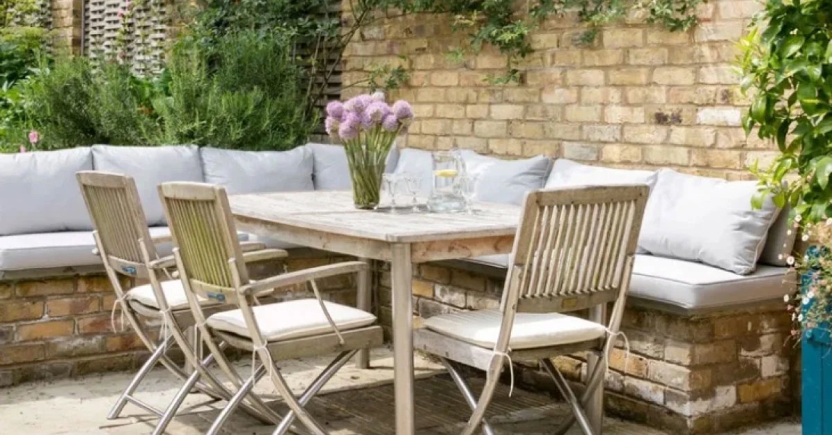 Understanding the Difference Between Indoor and Outdoor Furniture