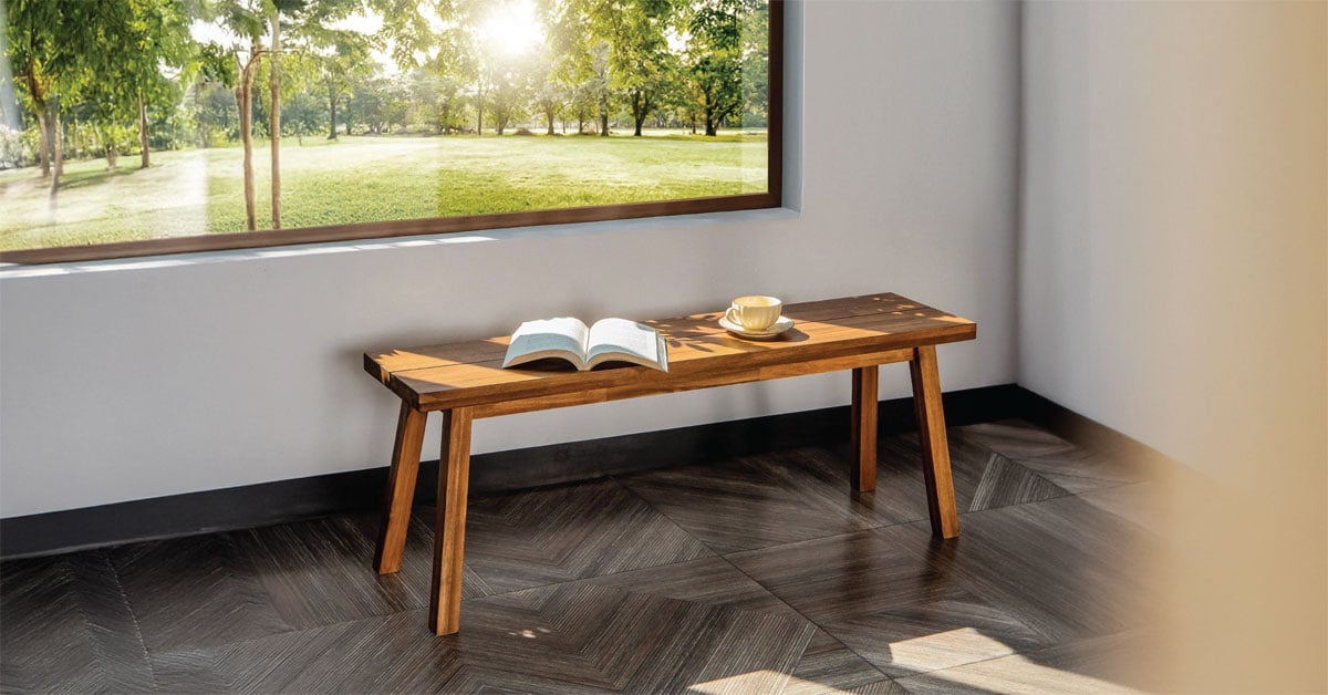 Guide to Cleaning Outdoor Wooden Furniture for Long-Lasting Beauty