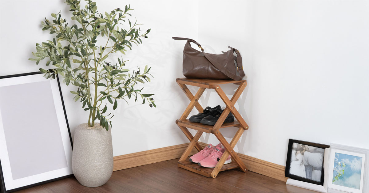 Optimizing Small Spaces with Multifunctional Foldable Wooden Furniture 3 Optimizing Small Spaces with Multifunctional Foldable Wooden Furniture