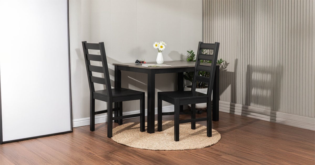 7 Reasons to Choose Solid Acacia Wood Dining Chairs for Your Kitchen Space